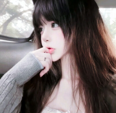 你的字里有雨 我也跟着淋漓