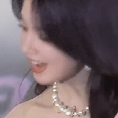 就连抛下我的妈妈的颜色，我也都忘记了