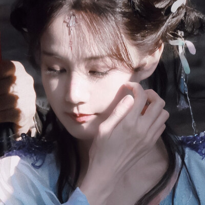 李一桐清瞳