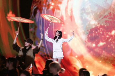 鞠婧祎