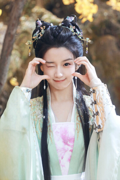 水龙吟 钟春髻