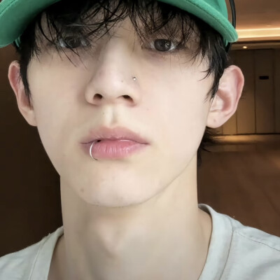 爱像是一场小雨