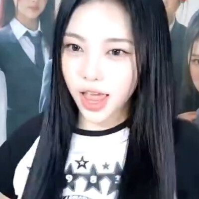 郑伊安狂热女粉丝
