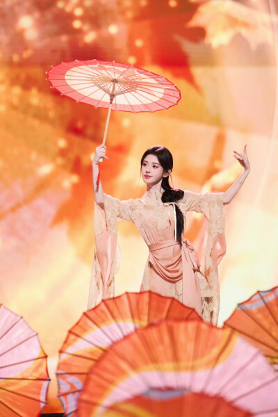 鞠婧祎