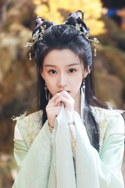 水龙吟 钟春髻