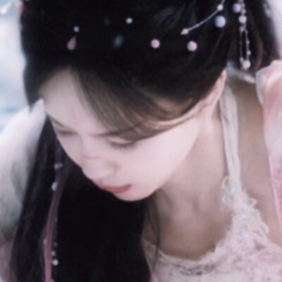 李一桐清瞳