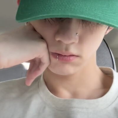 爱像是一场小雨