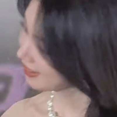 就连抛下我的妈妈的颜色，我也都忘记了