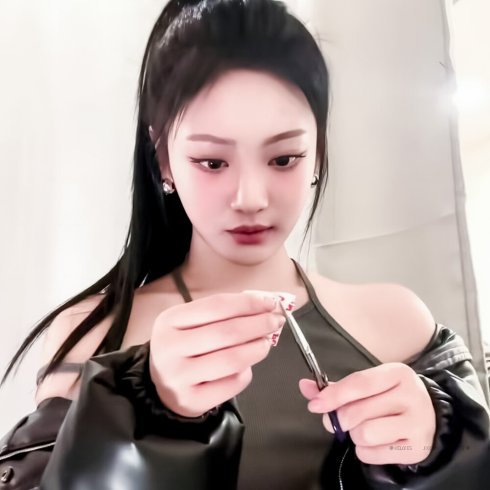 ►宁艺卓头像
原余枝