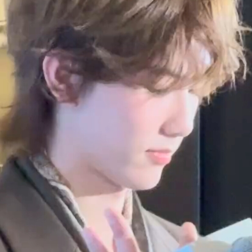 这期是我闺蜜定制的发光卷毛狗