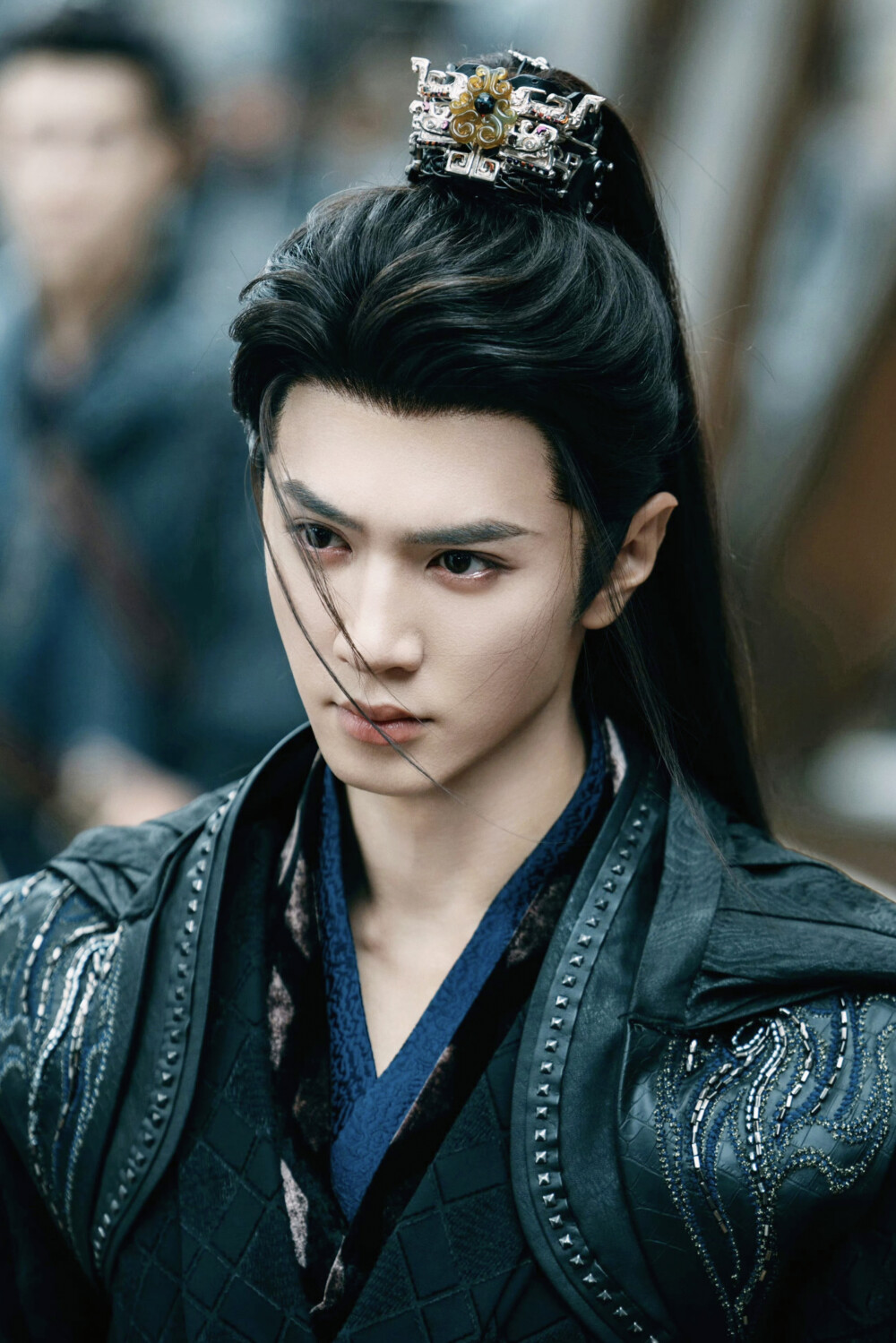 一笑随歌 凤随歌