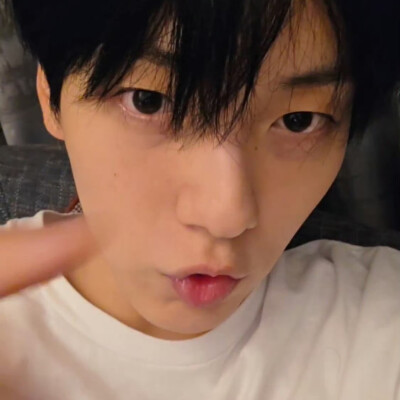 小比答应妈妈别放大了好吗根本不好截