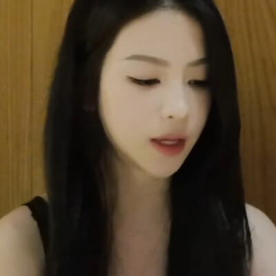 我芮压抑了……