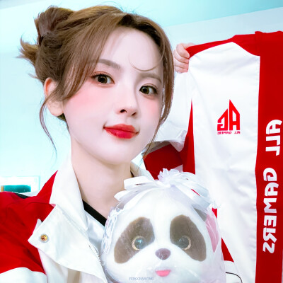 杨超越