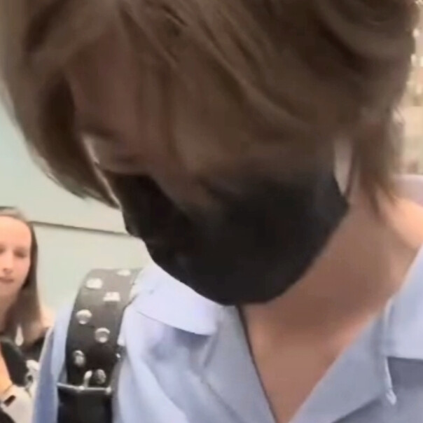 这期依旧是我闺蜜定制的闪耀巴黎狗