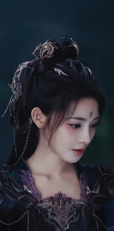 彭小苒《暗河传》 慕雨墨