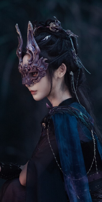 彭小苒《暗河传》 慕雨墨