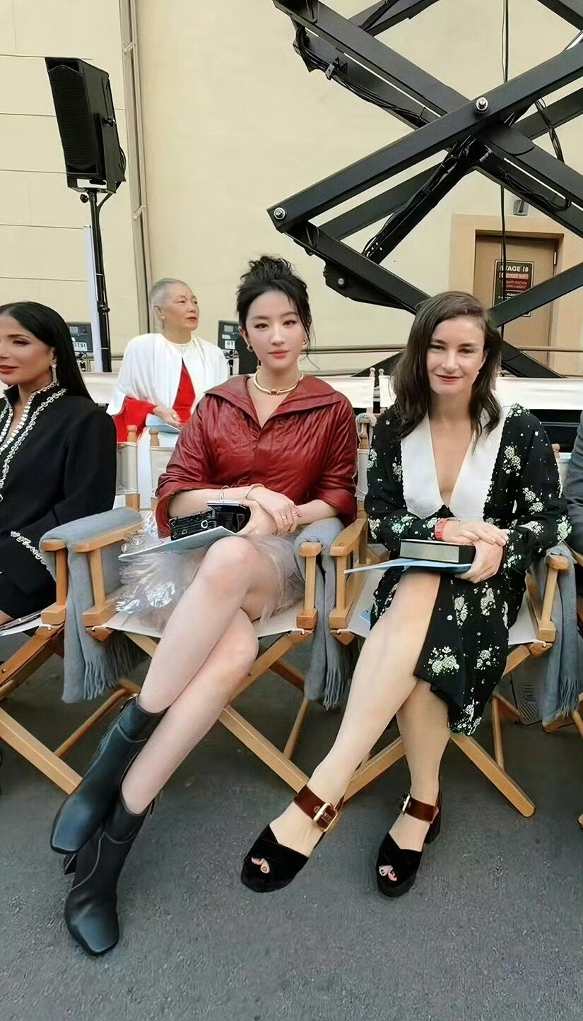 刘亦菲出席美国洛杉矶VogueWorld2025.10.27