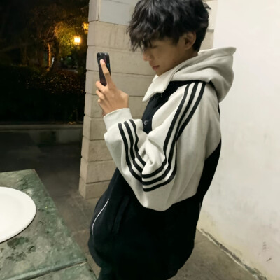 如果又变成了陌生的普通关系 那以前倾诉的真心话算什么