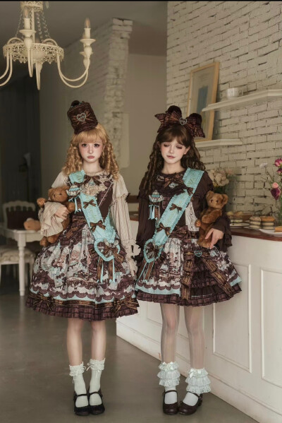 这个双子也是狠狠nice都鸭，真的是特别有洋娃娃感的好嘛，冲啦冲啦
#吃我一波lolita安利 #lolita原创设计 #Lolita 