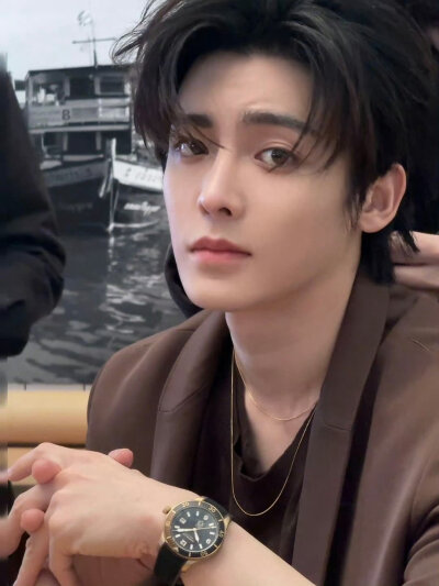 侯明昊