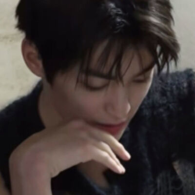 十年前是你哥哥现在是你丈夫