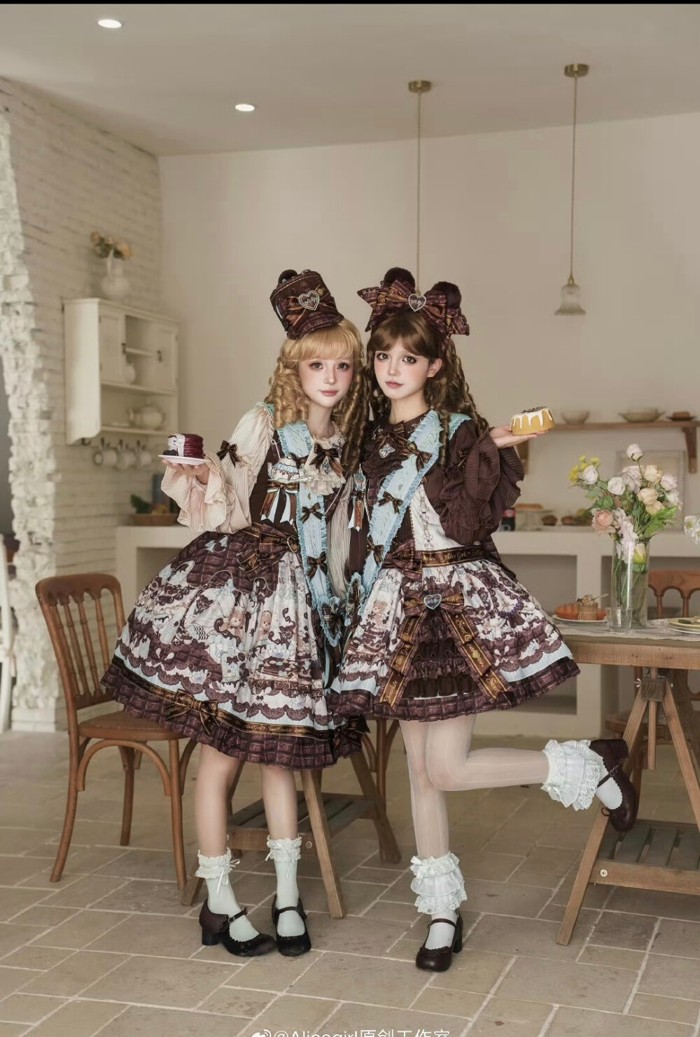 这个双子也是狠狠nice都鸭，真的是特别有洋娃娃感的好嘛，冲啦冲啦
#吃我一波lolita安利 #lolita原创设计 #Lolita 
