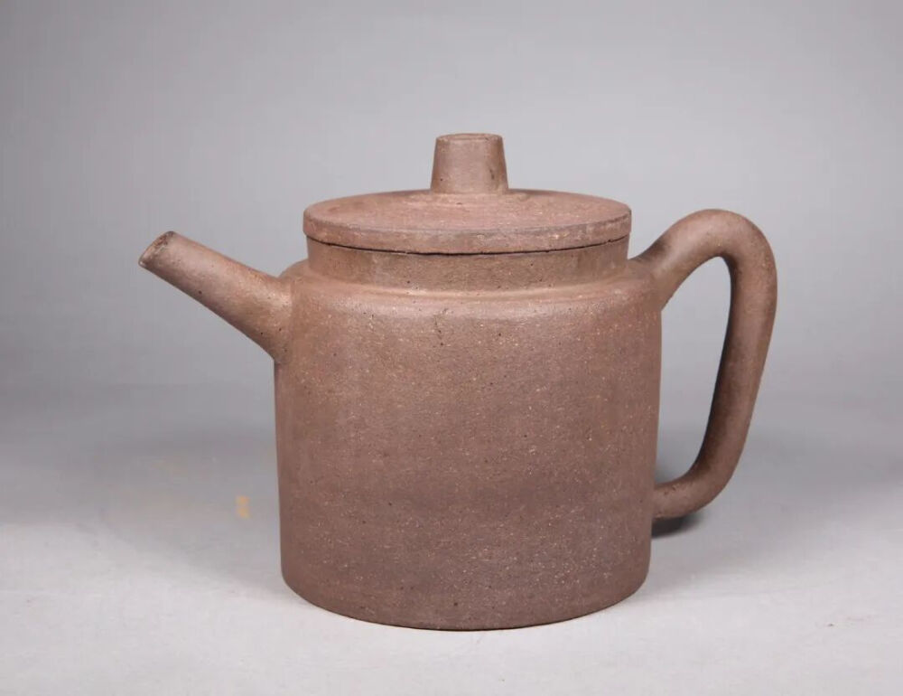 明代 时大彬款紫砂壶
观复博物馆藏
