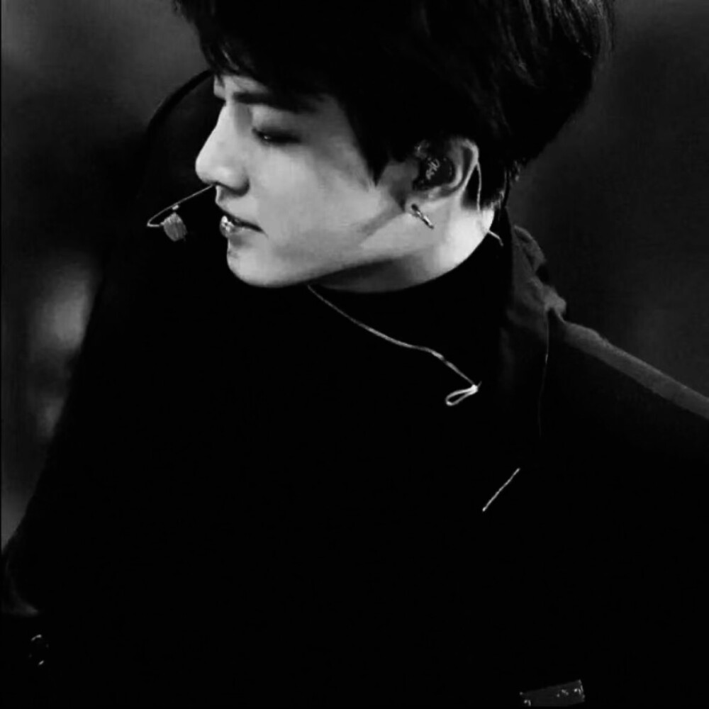 肩膀偏向我的时候连同你的心也一起偏向我