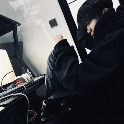 如果又变成了陌生的普通关系 那以前倾诉的真心话算什么