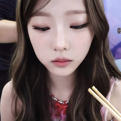 现在压力给到皇太子妃