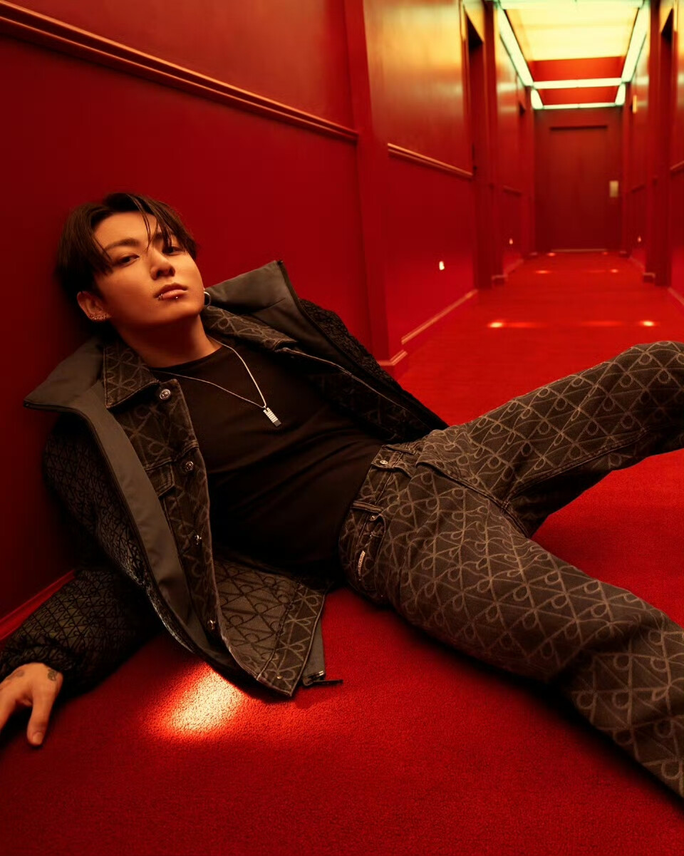 251029
Calvin Klein ins更新柾国相关