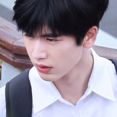 等你下课一起走好吗