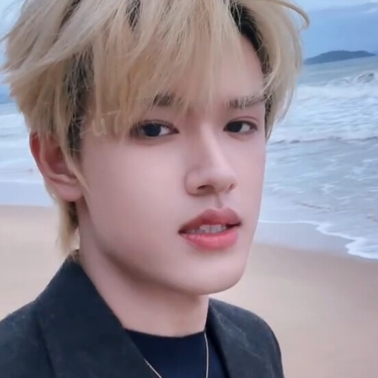 不晓得为啥还会想你