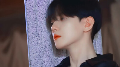 边伯贤橙光素材