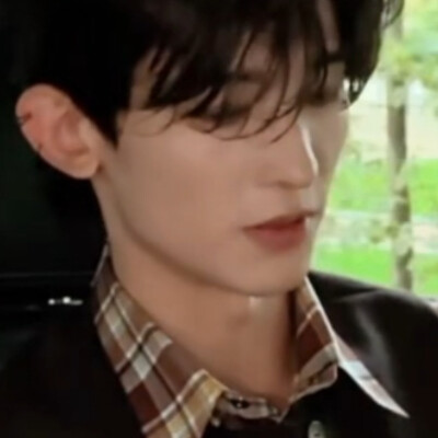 耳坠是神来之笔