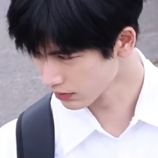 等你下课一起走好吗