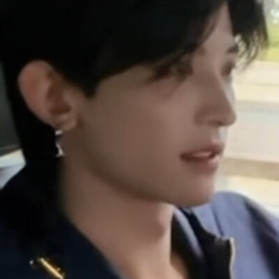 耳坠是神来之笔