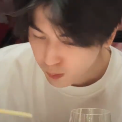 第七根肋骨刻着说不尽的痛