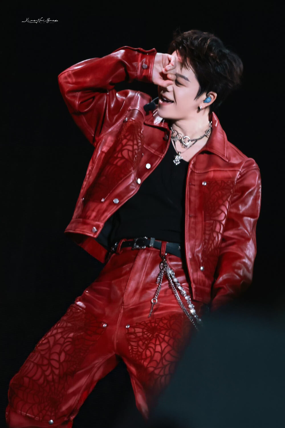 王栎鑫10.25至少今天很快乐演唱会