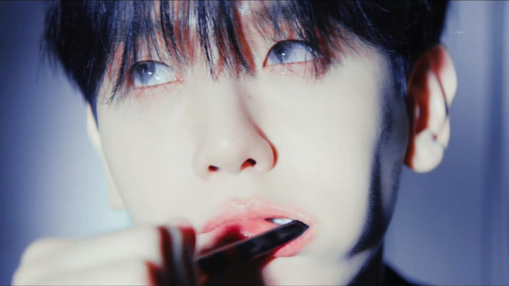 边伯贤橙光素材