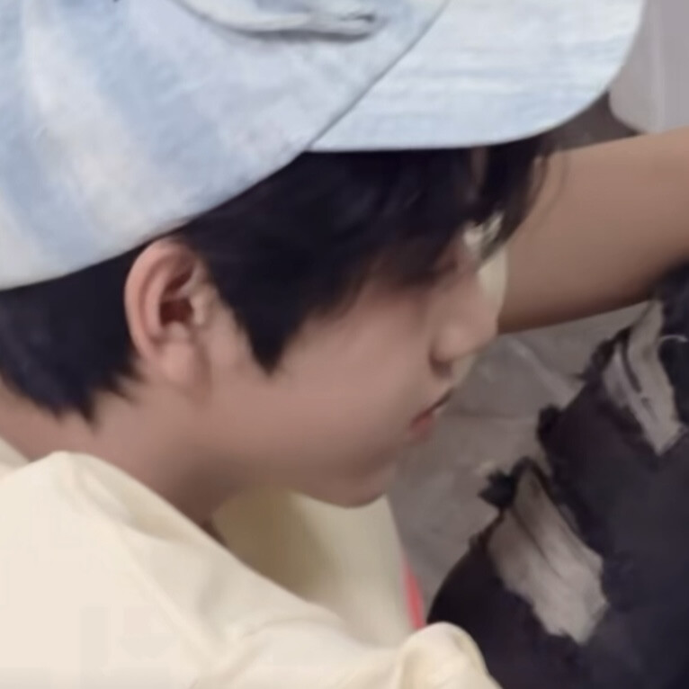 全世界最尊重奶龙的专辑