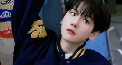 边伯贤橙光素材