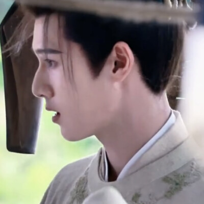 为什么每次传这个李蕊蕊都要卡我bug？？