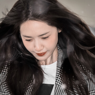 ⦮_ ̫ _⦯ 世界破破烂烂 小猫尝尝咸淡