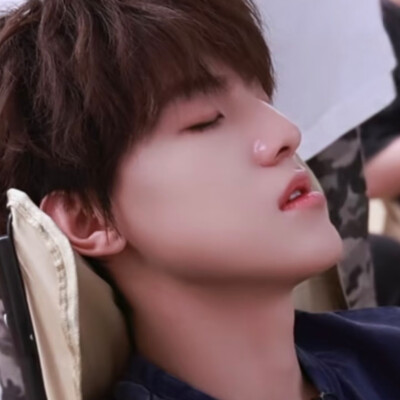 你對我來說是宇宙，我對你來說是一顆星嗎？