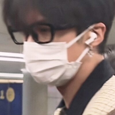 有没有闫侯闫水侯闫还打瓦的女孩私联一下