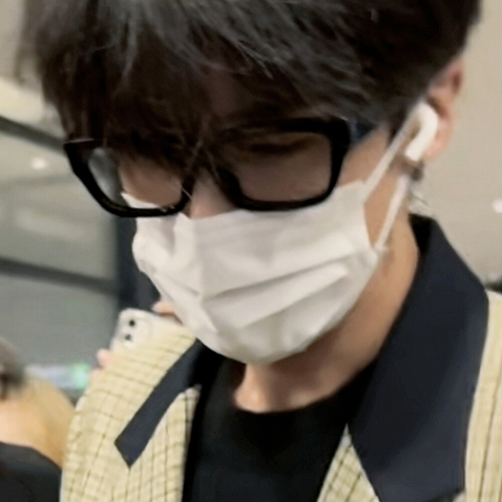 重新调色了再发一遍