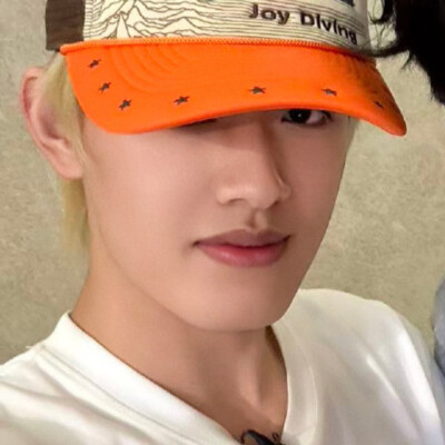 我對你來說是一顆星也好，請你繼續做我的宇宙吧