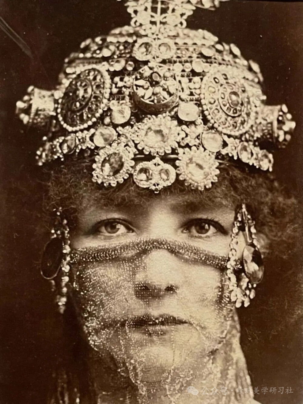 伯恩哈特饰演的拜占庭女皇狄奥多拉